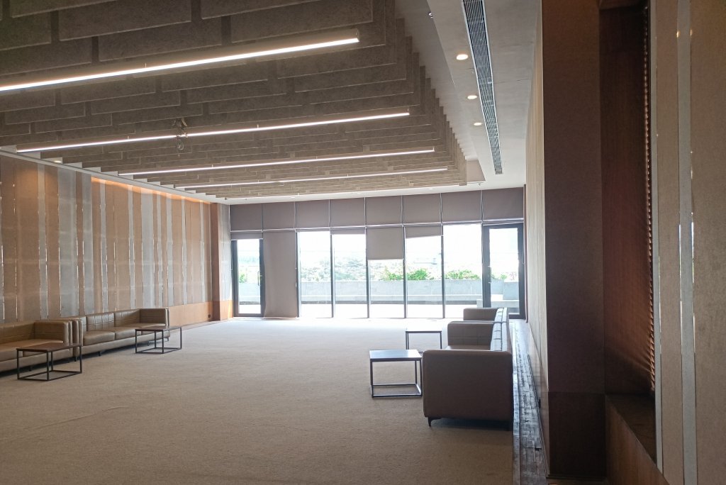 Breakaway Rooms view 2